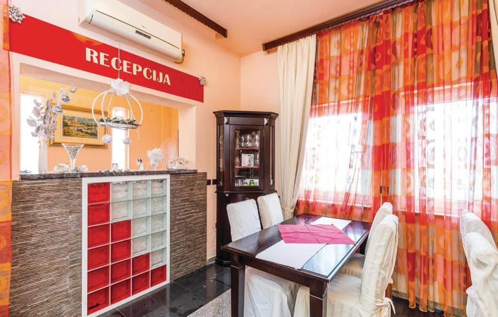 Bed & Breakfast Valentina Метайна Екстер'єр фото
